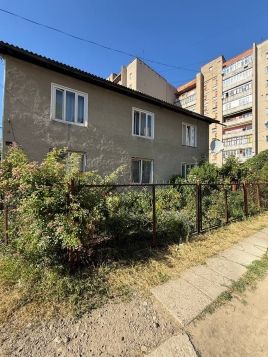 Будинок, вулиця Нова
