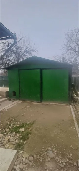 Гараж