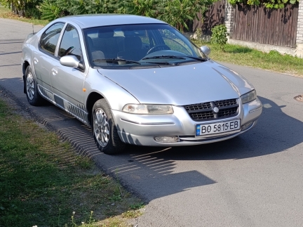 Chrysler Stratus