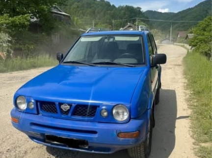 Nissan Terano 