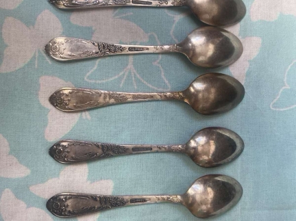 Столові прибори