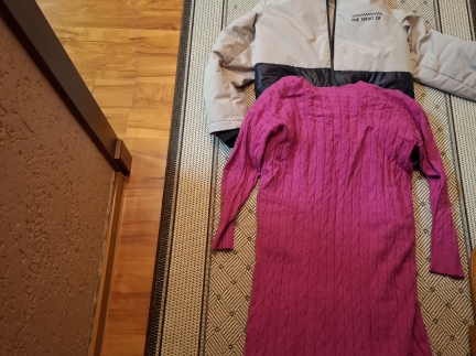 Жіночий одяг та взуття