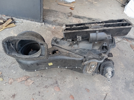 Запчастини  Zafira 2000p