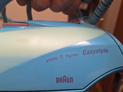 Праска побутова