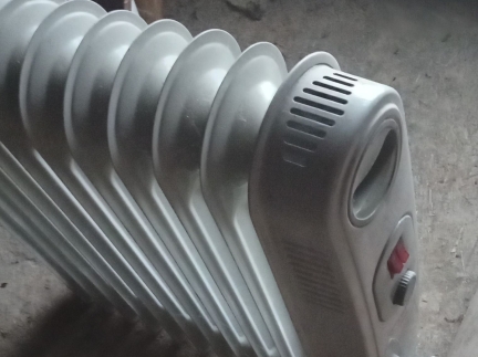 Обігрівач масляний