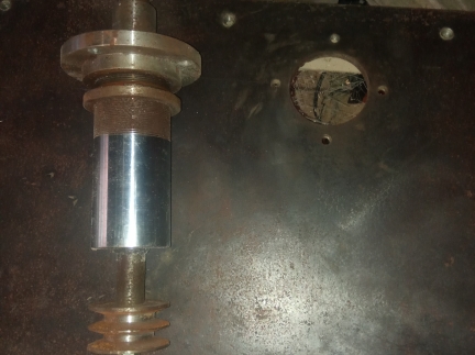 Вал вертикального фрезер по дереву