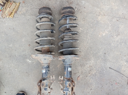 Стойки до Golf 3