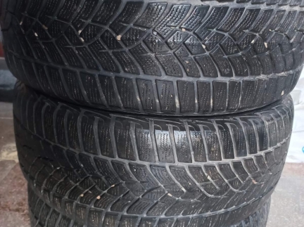 Шини зимові GOOD YEAR  225/50 R17