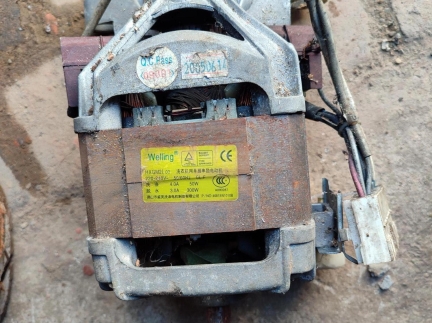 Мотор від пральної машини