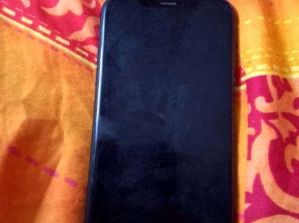 iPhone XR у хорошому стані