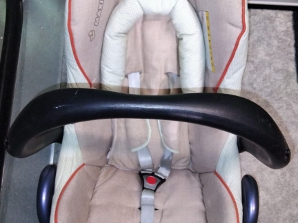 Автолюлька Maxi-Cosi (Нідерланди) вік 0+ (0-13кг.)