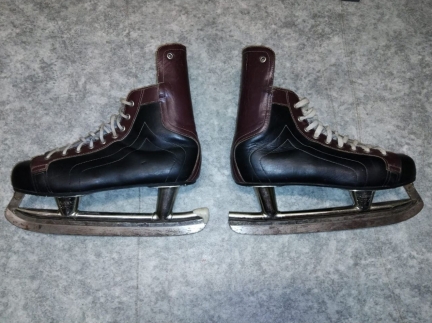 Фігурні ковзани шкіра розмір 40