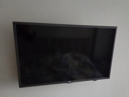 Телевізор LG 32