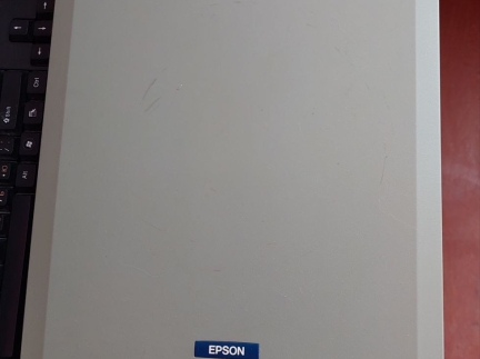 Сканер Epson Perfection 1270