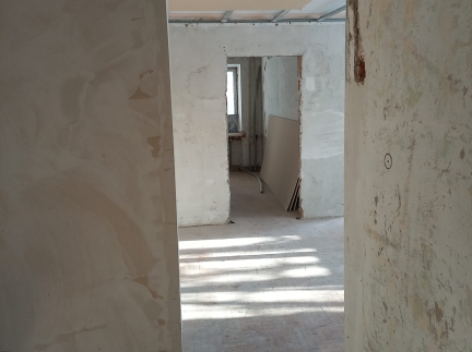 4-кімнатна квартира, вул.Б.Хмельницького56