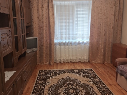 Здається 2-кімнана квартира