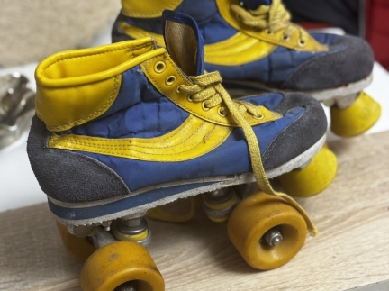 Ролики з черевиками