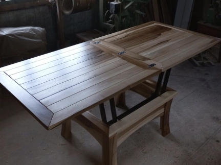 Стіл-трансформер