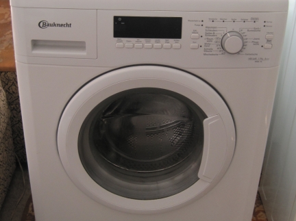 Пральна машинка Bauknecht.