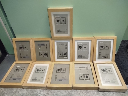 11 рамок IKEA RIBBA світле дерево (13x18 + 9x14)