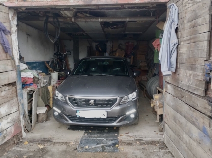 Гараж 21.8 м2, вул. Хіміків, 35, Калуш