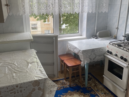 Здаю в оренду 3-кімнатну квартиру