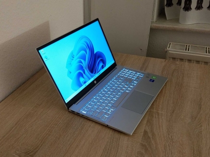 Ноутбук HP Pavilion g8 15.6