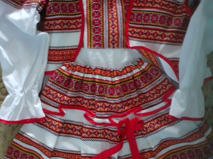 Костюм трійка вишиванка