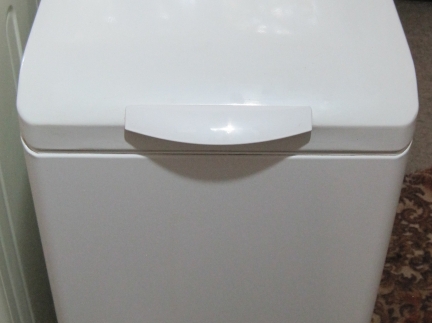 Пральна машина Zanussi.