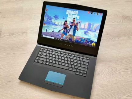 Dell Alienware 15.6