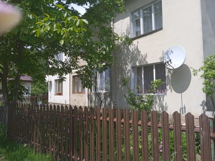 3-кімнатна квартира, с. Перевозець
