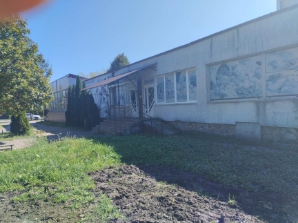 Оренда торгово-складського приміщення 900 м²