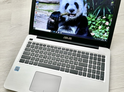 Ноутбук ASUS X556UAK 15.6