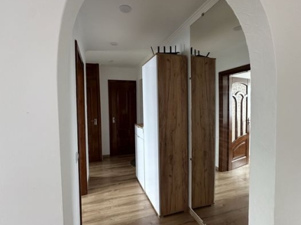 4-кімнатна квартира