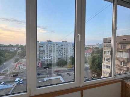 3-кімнатна квартира, вул. Грушевського, 99