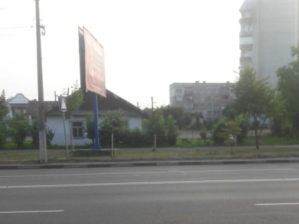 Земельна ділянка під комерційну забудову