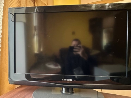 Телевізор Samsung LE32C350D1W